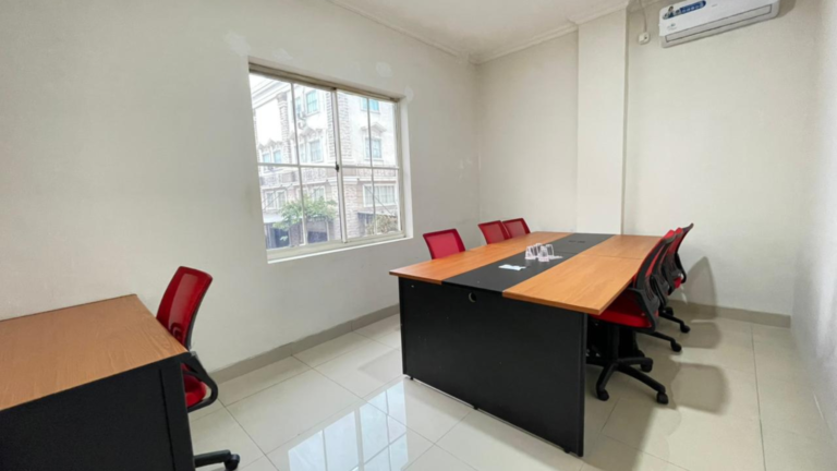 Ruangan-3-gapura-GLC